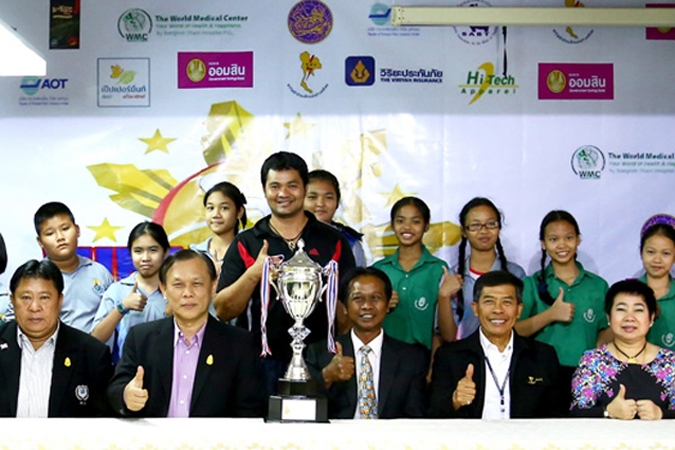 วิริยะประกันภัย ร่วมสนับสนุนการแข่งขันบาสเกตบอลจูเนียร์คัพ 2014