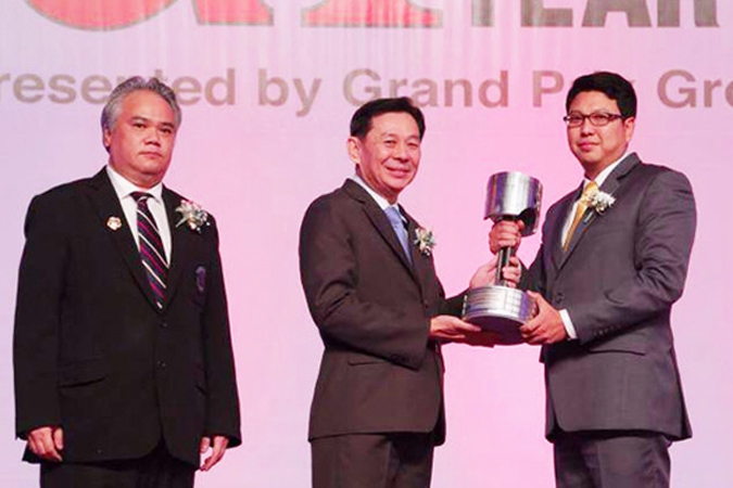 วิริยะประกันภัย รับรางวัล The Best Insurance Company