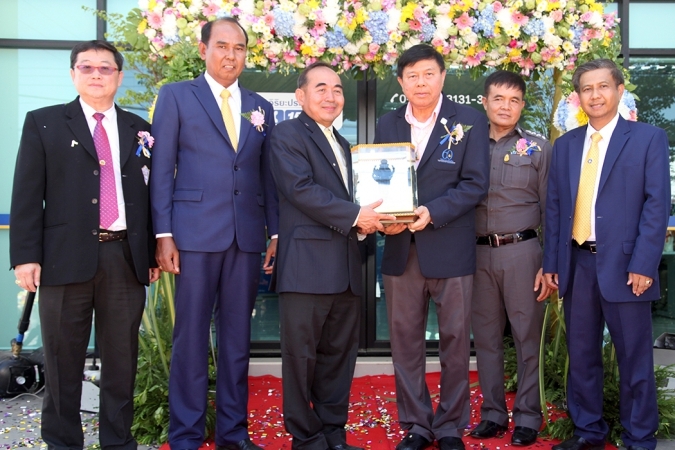 วิริยะประกันภัย เพิ่มประสิทธิภาพการให้บริการ เปิดที่ทำการแห่งใหม่ สาขาอุตรดิตถ์