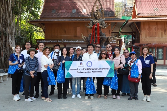 วิริยะประกันภัย ร่วมสนับสนุน สมาคมนักข่าวนักหนังสือพิมพ์ฯ จัดกิจกรรมท่องเที่ยวเมืองรอง ศึกษาวิถีวัฒนธรรม จ.สุพรรณบุรี