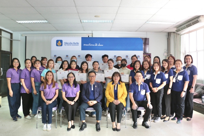 วิริยะประกันภัย ร่วม สนง.ขนส่งจังหวัดเชียงใหม่ แสดงความยินดีกับผู้สอบใบขับขี่ผ่าน ในโครงการ “อบรมเสริมความรู้ผู้ขอรับใบอนุญาตขับรถยนต์ส่วนภูมิภาค” รุ่นที่ 159