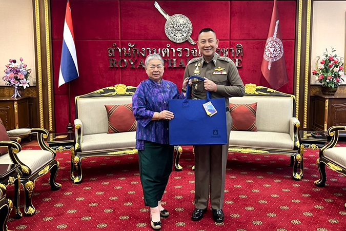 วิริยะประกันภัย ร่วมอวยพรปีใหม่ 2568 สำนักงานตำรวจแห่งชาติ
